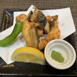 ウツボ唐揚げ