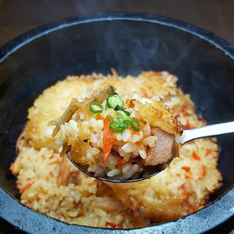 Stone-grilled chicken rice