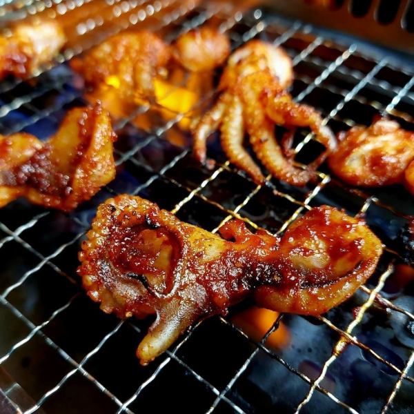 Spicy and delicious grilled octopus