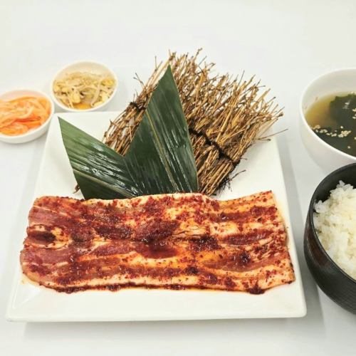 BIG豚バラ焼肉ランチ