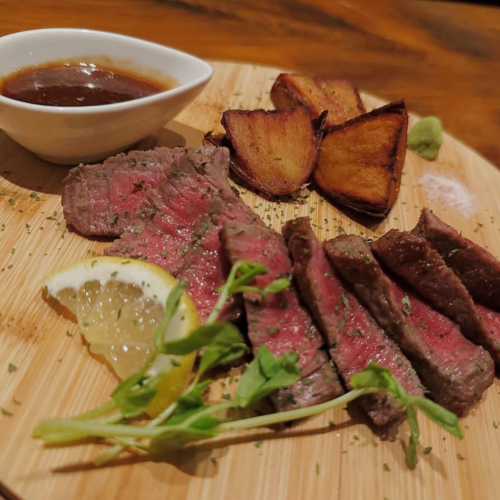 極上の柔らかさと旨みを堪能する和牛ヒレステーキ150g