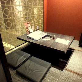 [Digging Gotatsu Private Room] We also have a large number of digging Gotatsu type private rooms where you can relax! It is a seat that can be used with full satisfaction even for entertainment and families.