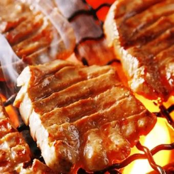 【宴会/忘年会】仙台牛タンや馬刺し,お造りを含む『豪快コース』3時間飲み放題付き《11品》