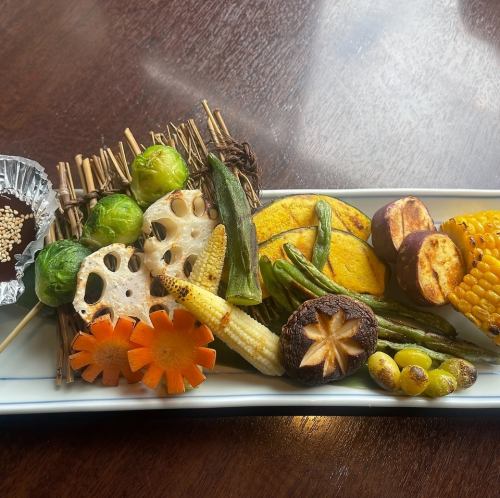 今日炉端烧时令蔬菜拼盘