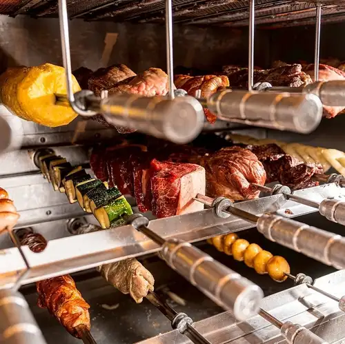 【★ 대인기! 일품 고기 ★ 슈라스코 뷔페】 각각의 부위를 최고의 상태로 제공합니다!