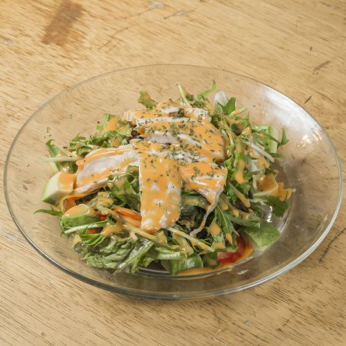 鶏とアボカドフレンチサラダ