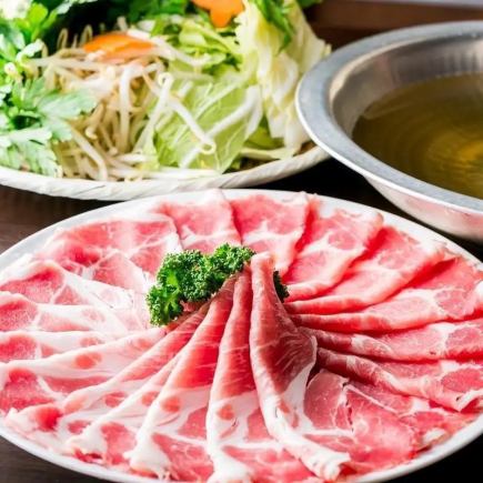 【エリア最安値・食べ放題】自慢のブランド肉しゃぶしゃぶ食べ放題コース！赤字覚悟の2480円