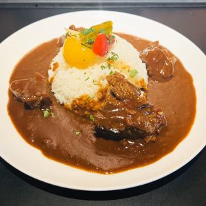 とろける肉ゴロビーフカレー