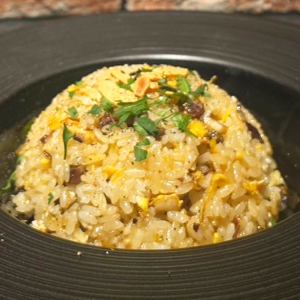 Garlic rice with plenty of beef
