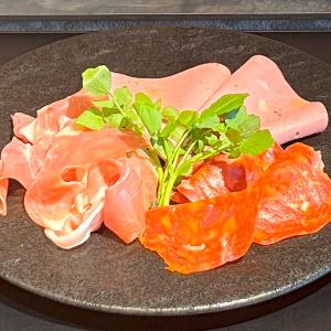 Assortment of 3 kinds of ham