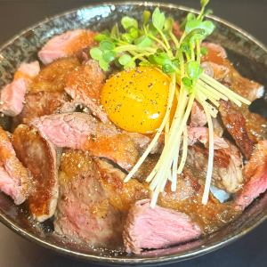 ガシキッチンのまかない肉丼