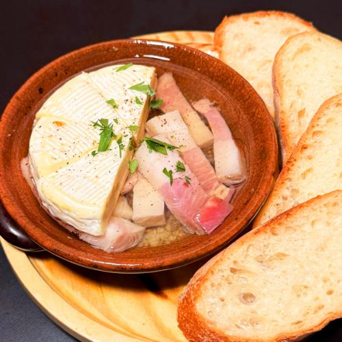 Camembert and Bacon Ajillo