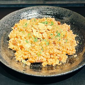 Garlic rice with plenty of beef