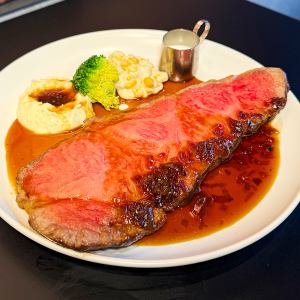 低温仕上げ ローストサーロインステーキ