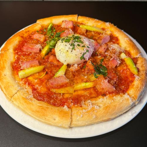 Asparagus and bacon pizza with tomato sauce