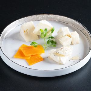 チーズ盛り合わせ