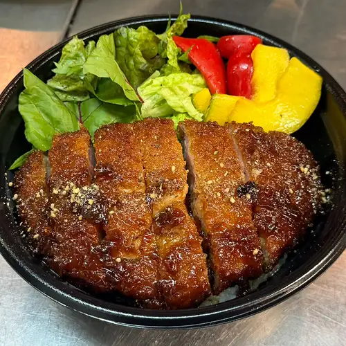 肉バルのソースカツ丼