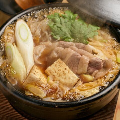 和の趣ある空間でおいしい料理と日本酒と共にゆったり過ごせます