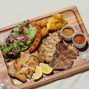 お肉盛り合わせ！ミートプラッター