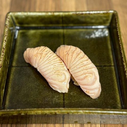 【炙り】炙りサーモン(2貫)