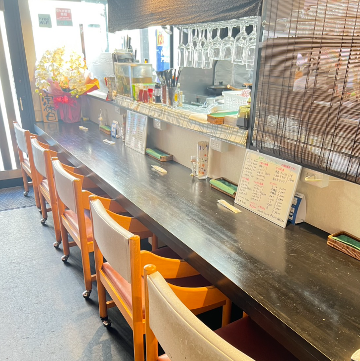 足元からリラックスできる掘りごたつ席をご用意しております♪