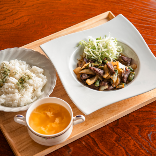 スープ付きのバランスセット♪