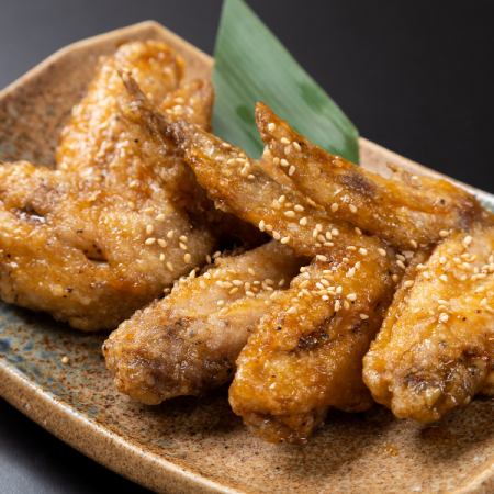 特製ダレの手羽先5本