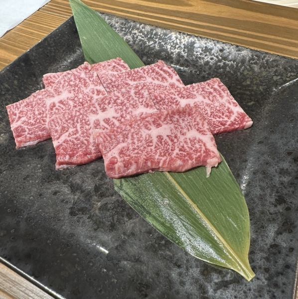 黒毛和牛神戸牛の霜降りリブロース