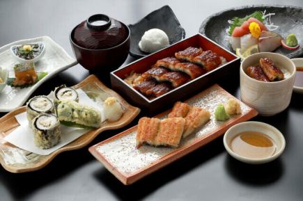 Kaiseki Hinagiku (with white-grilled eel and unaju, perfect for special occasions such as "getting together" or "birthdays")