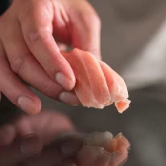 下班后的完美选择!包含一杯饮品!“主厨精选套餐”仅限柜台购买:2500日元(含税)