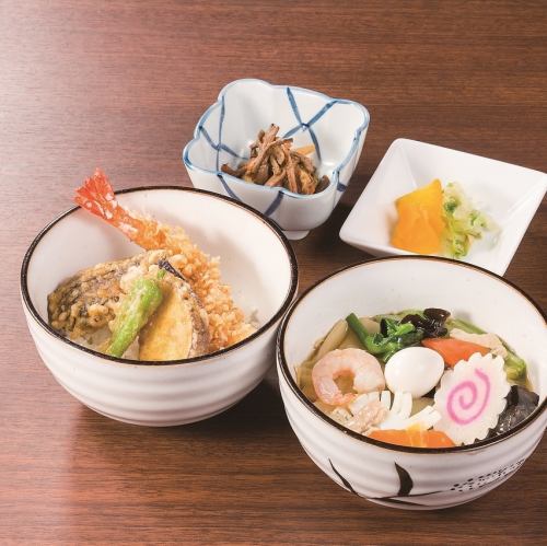 【お得なセット】ミニ天丼とお好きな麺類が一度に楽しめる「選べるコラボ」