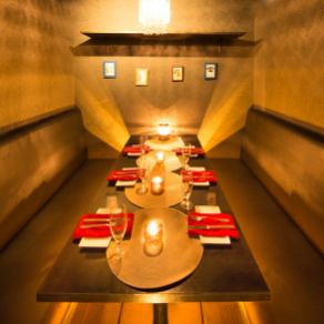 [Private room for large groups] A private room with a table that can comfortably seat 10 to 30 people.Please use it not only for entertaining important customers, dinner with business associates, welcome and farewell parties and year-end parties with colleagues, but also for meals with family and relatives.An all-you-can-drink banquet is definitely a great deal.Relax and enjoy your precious time with something valuable♪