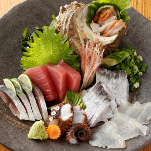 Chef's choice sashimi platter