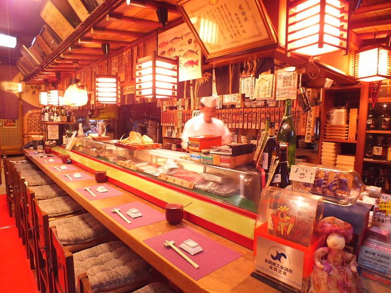 [櫃檯：9個座位]親子壽司，特色是開朗開朗的將軍和甲子園壽司。九個櫃檯座位可在您面前盡情享受。壽司店最好的部分是櫃檯。喝酒吃飯聊天。請充分享受它。