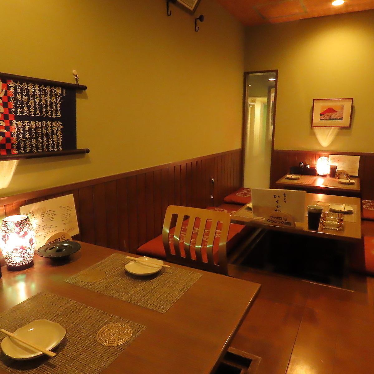落ち着いた空間で創作串とアレンジお料理を楽しめます♪