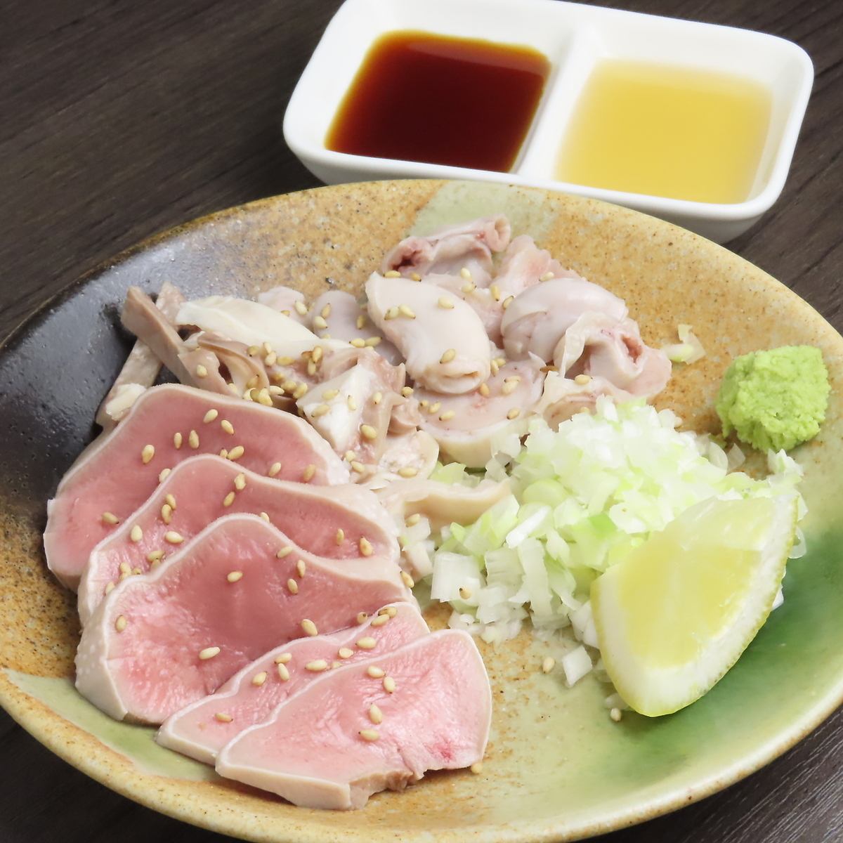 贅沢にお楽しみいただけるおつまみをご用意しております。