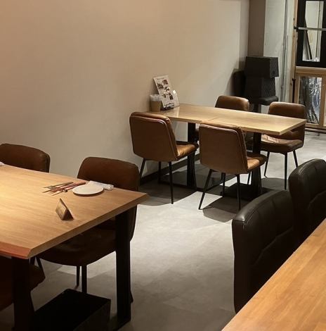 [Table seats] We have table seats available for 2 people or more! For 5 people or more, we will change the layout to accommodate you, so please contact the restaurant if you wish to do so. ◎ You can enjoy your meal in a relaxed atmosphere, so it is also recommended for dates and special occasions!