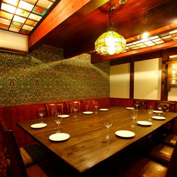 [Completely private room] Only one group per day can use a completely private room.For groups of 6 or more, we offer courses with all-you-can-drink for 5,000 yen or more per person.It's popular, so please make a reservation early♪