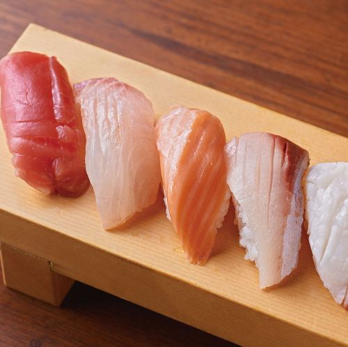 <Omakase> Assortment of 5 pieces of sushi