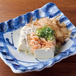 [From Yui, Shizuoka Prefecture] Cold tofu with sakura shrimp and whitebait
