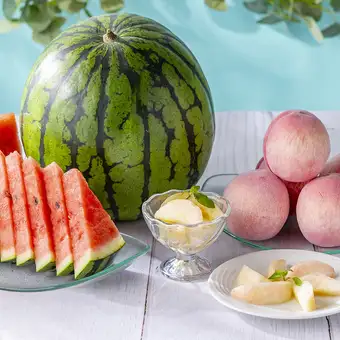 7～8月【平日ランチ】「夏イタリアン＆サマースイーツビュッフェ×旬のフルーツ食べ放題」