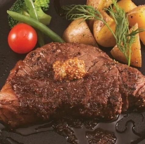 人気のランプ肉ステーキ♪