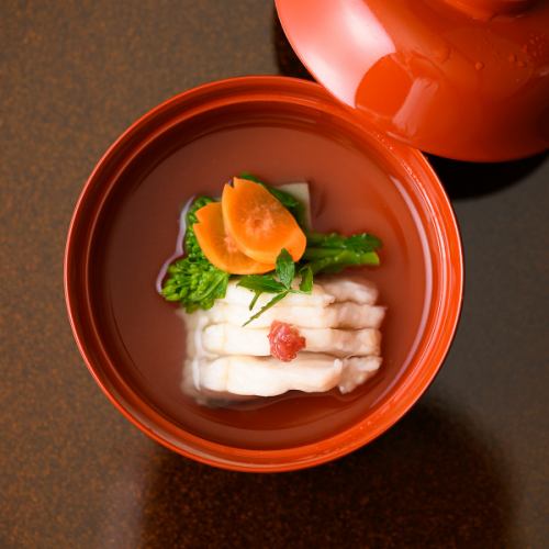 ≪You can enjoy seasonal ingredients and seasonal dishes.Chef's Omakase Course≫11,000 yen (tax included), 14,500 yen (tax included)