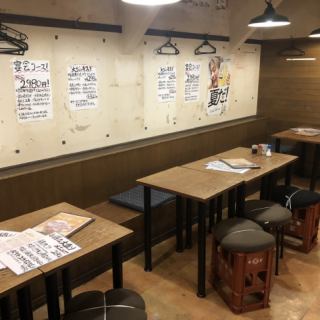 広々宴会席♪盛り上がること間違いなし！会社宴会や学生さんの飲み会に人気のお席です★！