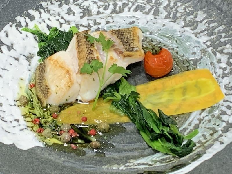 本日の魚のポワレ　焦がしバターソース