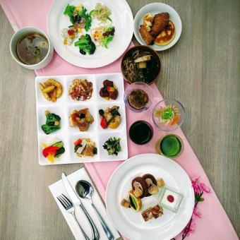 《Verdeランチブッフェ》日替りライブキッチンメニュー全67品+ソフトドリンク90分食飲放題