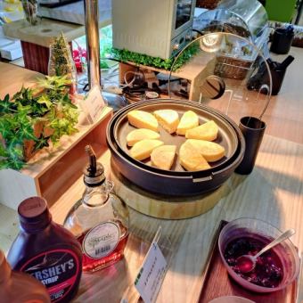 《Verdeモーニングブッフェ》日替りライブキッチンメニュー全約60品