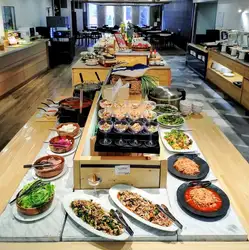 超过50种品种可供选择！午餐自助餐