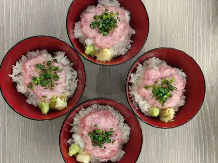 【飲み放題３時間＆スパークリングワインで乾杯♪】同窓会プラン！プロジェクター+スクリーン付