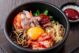 石焼きビビンバ